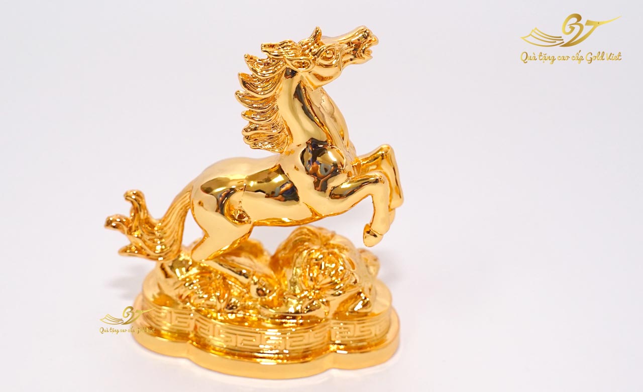 Tượng ngựa phong thuỷ - Quà tặng sếp nam cao cấp mạ vàng 