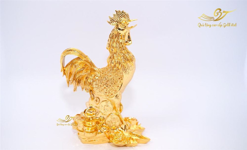 tượng gà mạ vàng 1